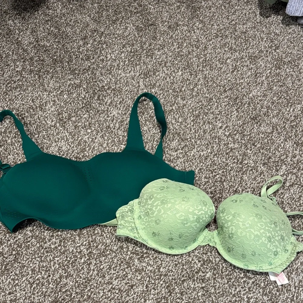 Victoria’s Secret bra bundle - Picture 1 of 8